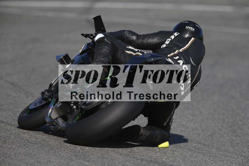 /Archiv-2024/02 29.01.-02.02.2024 Moto Center Thun Jerez/Gruppe schwarz-black/24